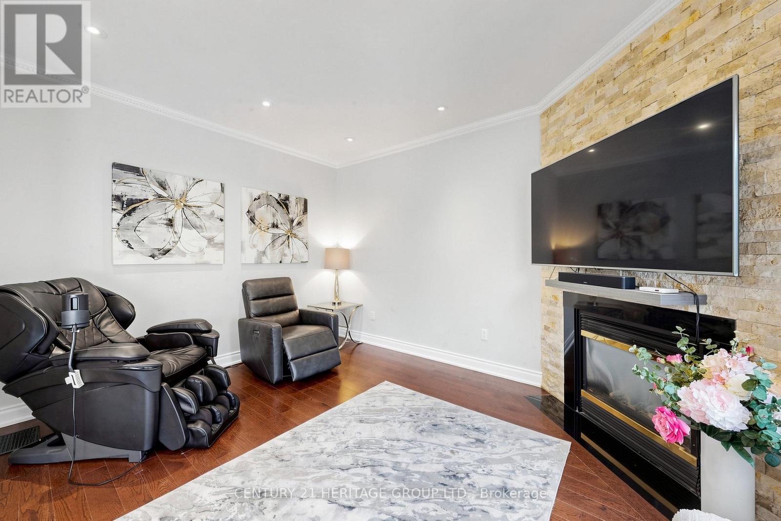 4 MUMBERSON COURT - 11