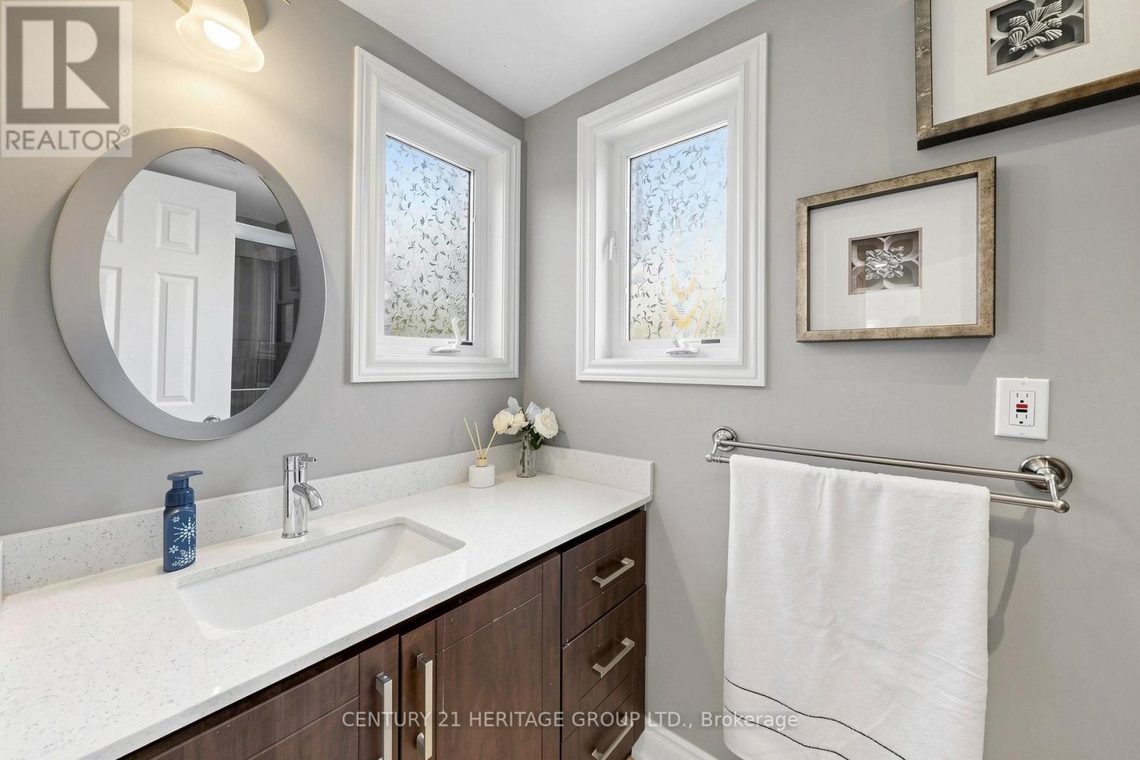 4 MUMBERSON COURT - 20