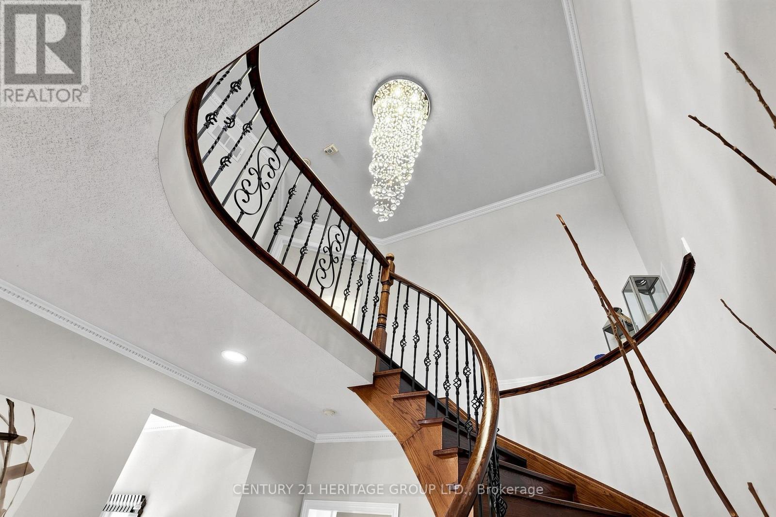 4 MUMBERSON COURT - 24