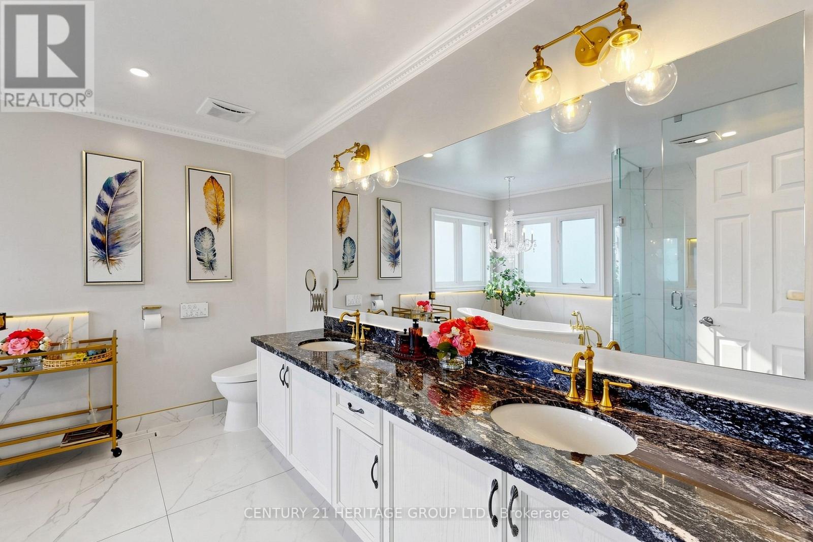 4 MUMBERSON COURT - 30