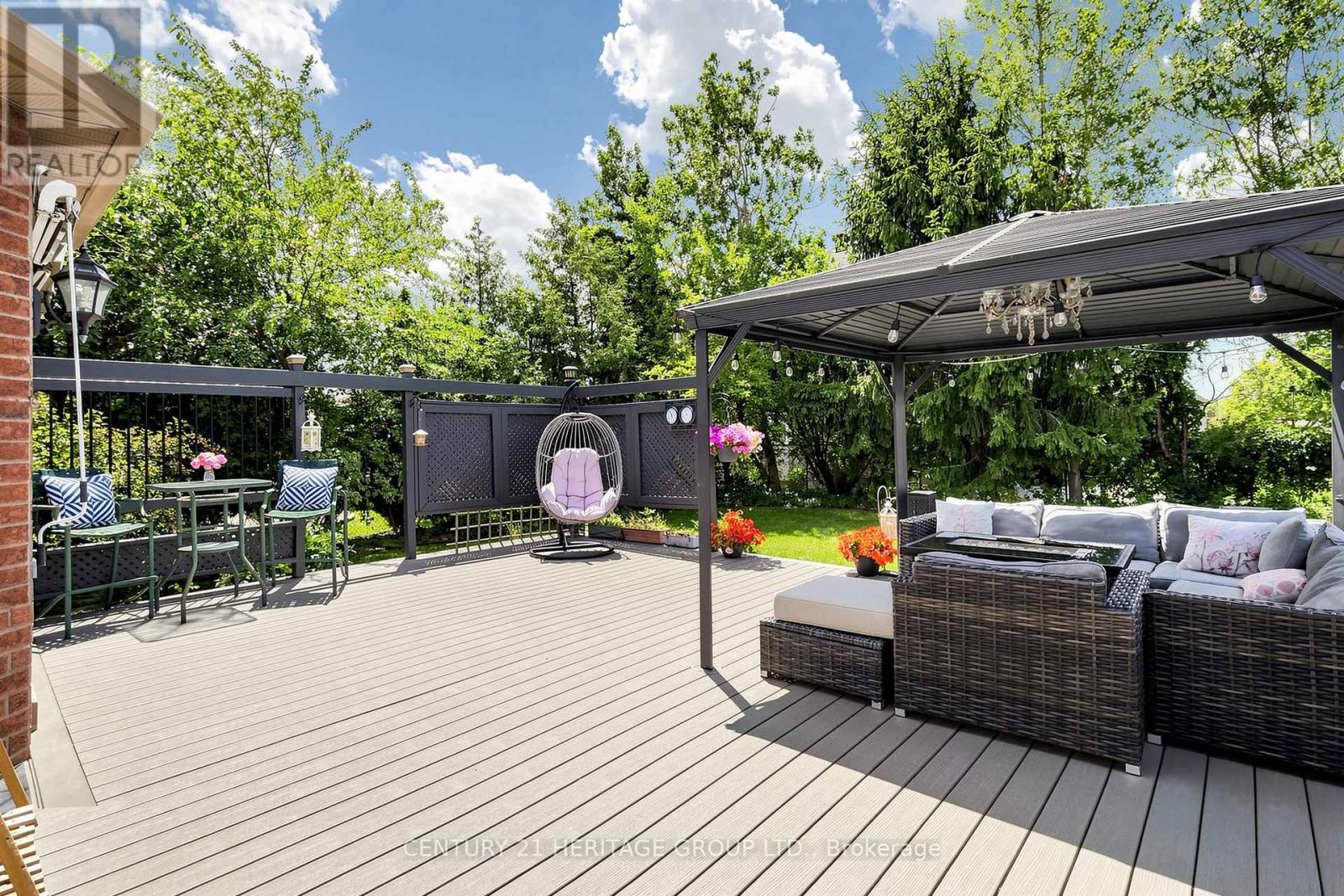 4 MUMBERSON COURT - 43