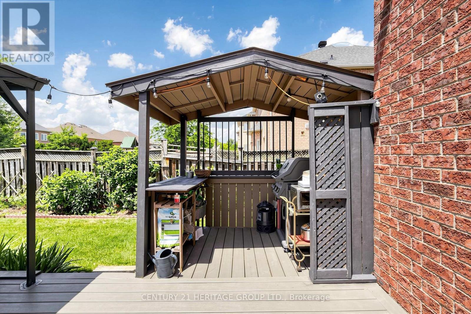 4 MUMBERSON COURT - 44