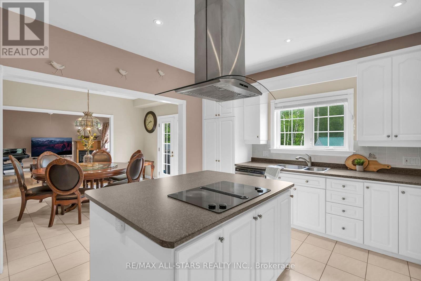 6 AUDUBON WAY - 15