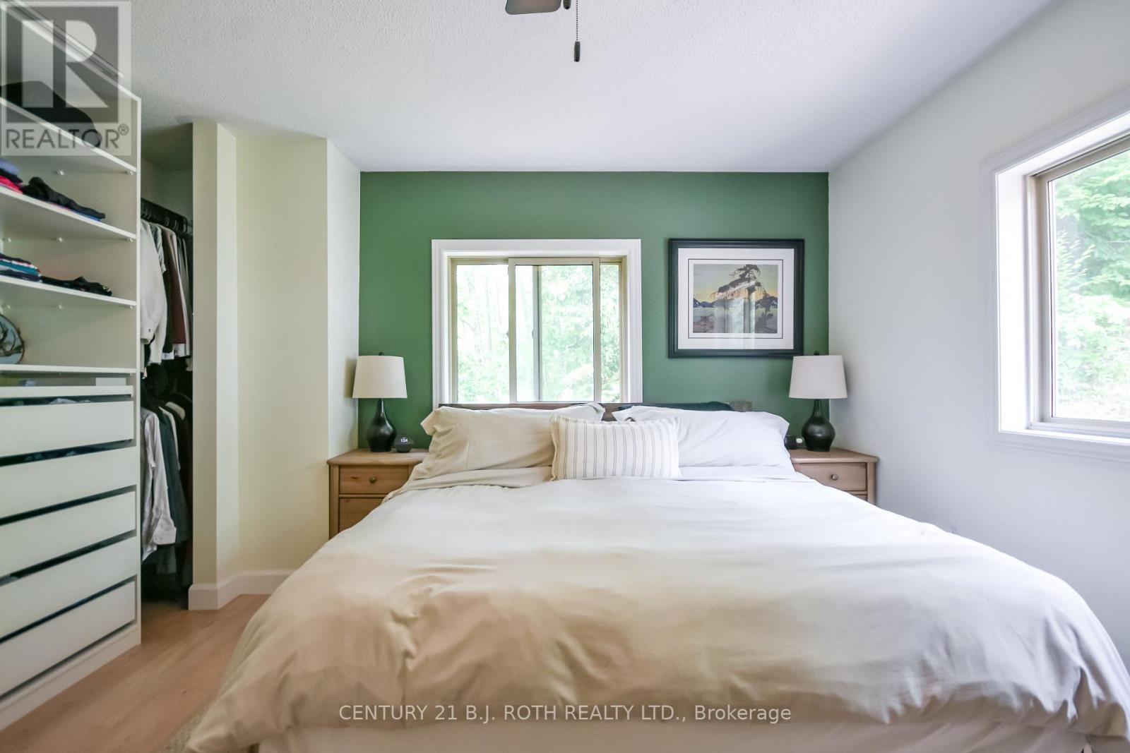 29 ALGONQUIN TRAIL - Image 21
