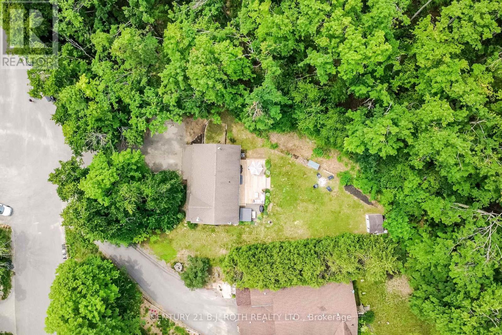 29 ALGONQUIN TRAIL - Image 43