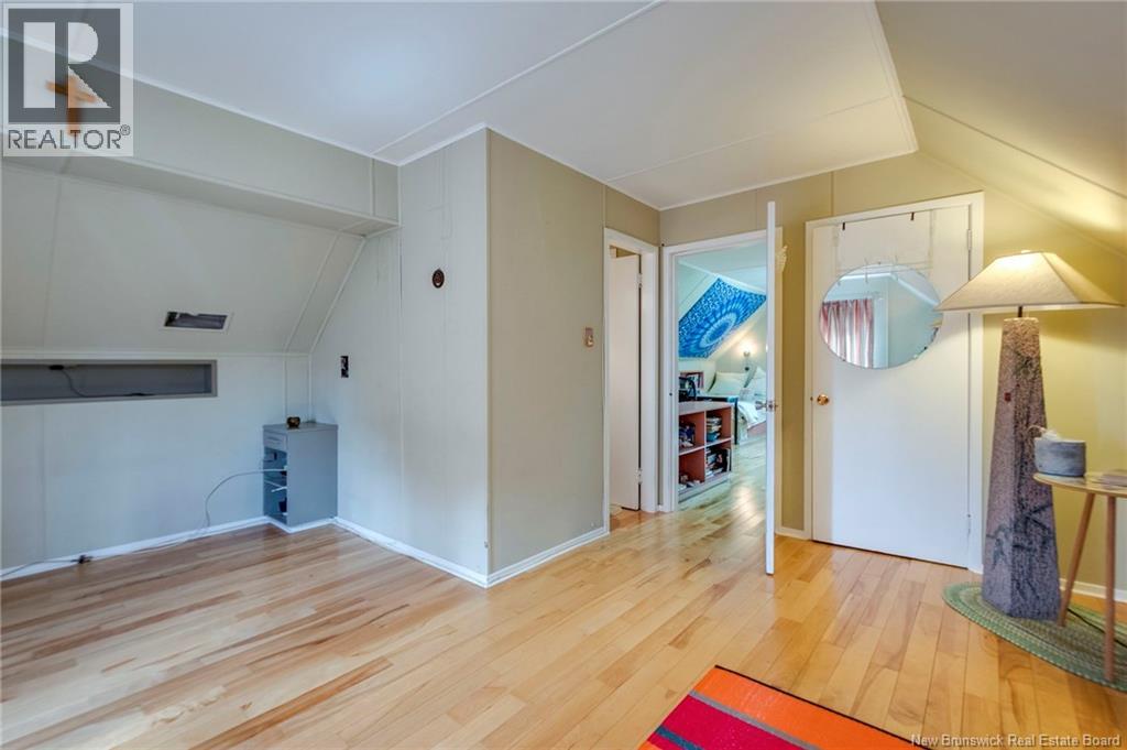 19 Seely Street - Image 39