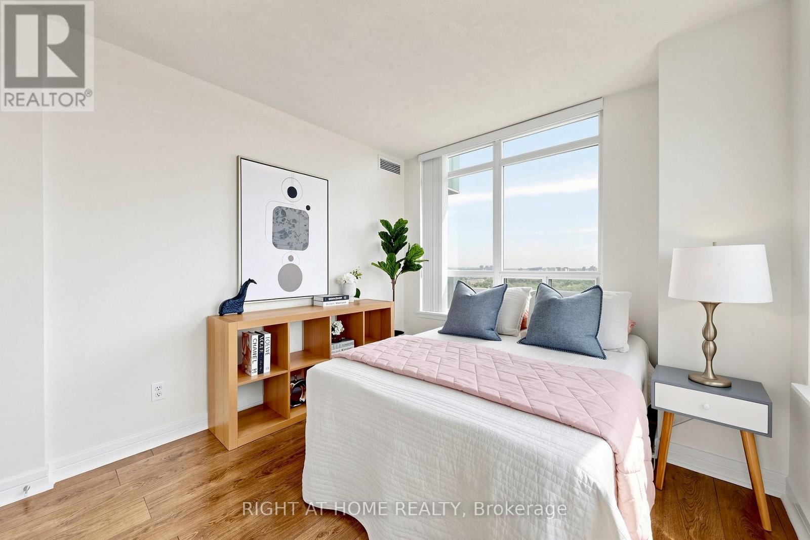 #2308 18 HARRISON GARDEN BOULEVARD - 14