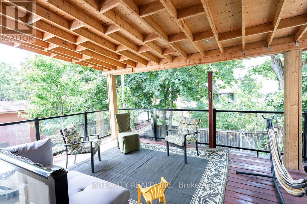 100 DIXON ROAD - 28