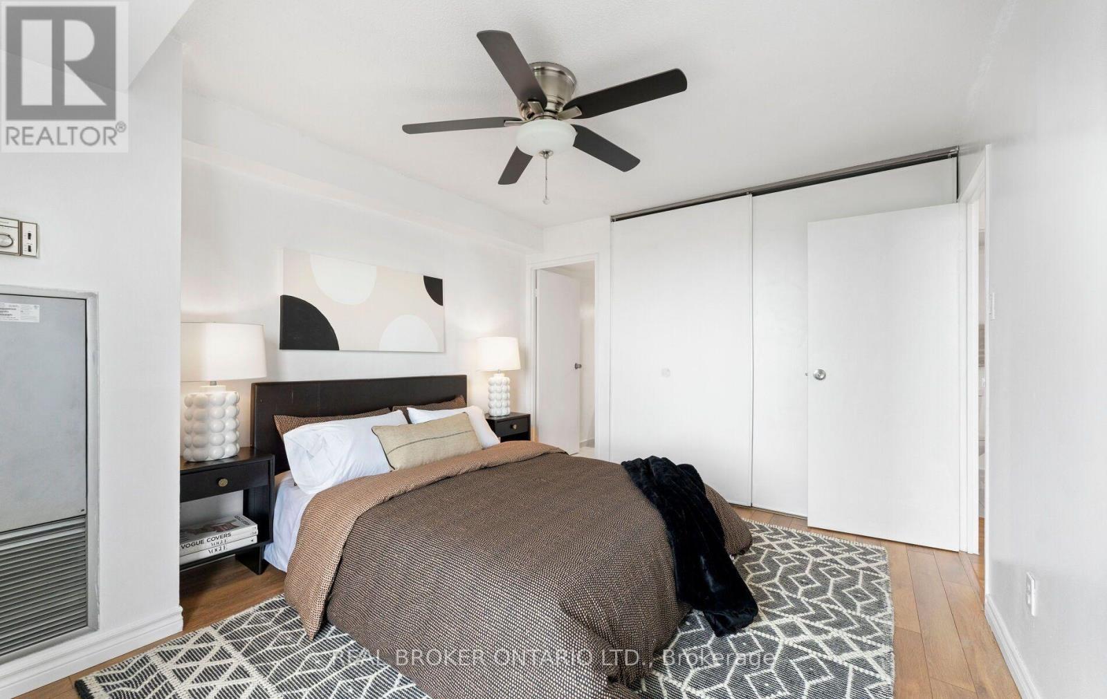 #1809 3077 WESTON ROAD - 17