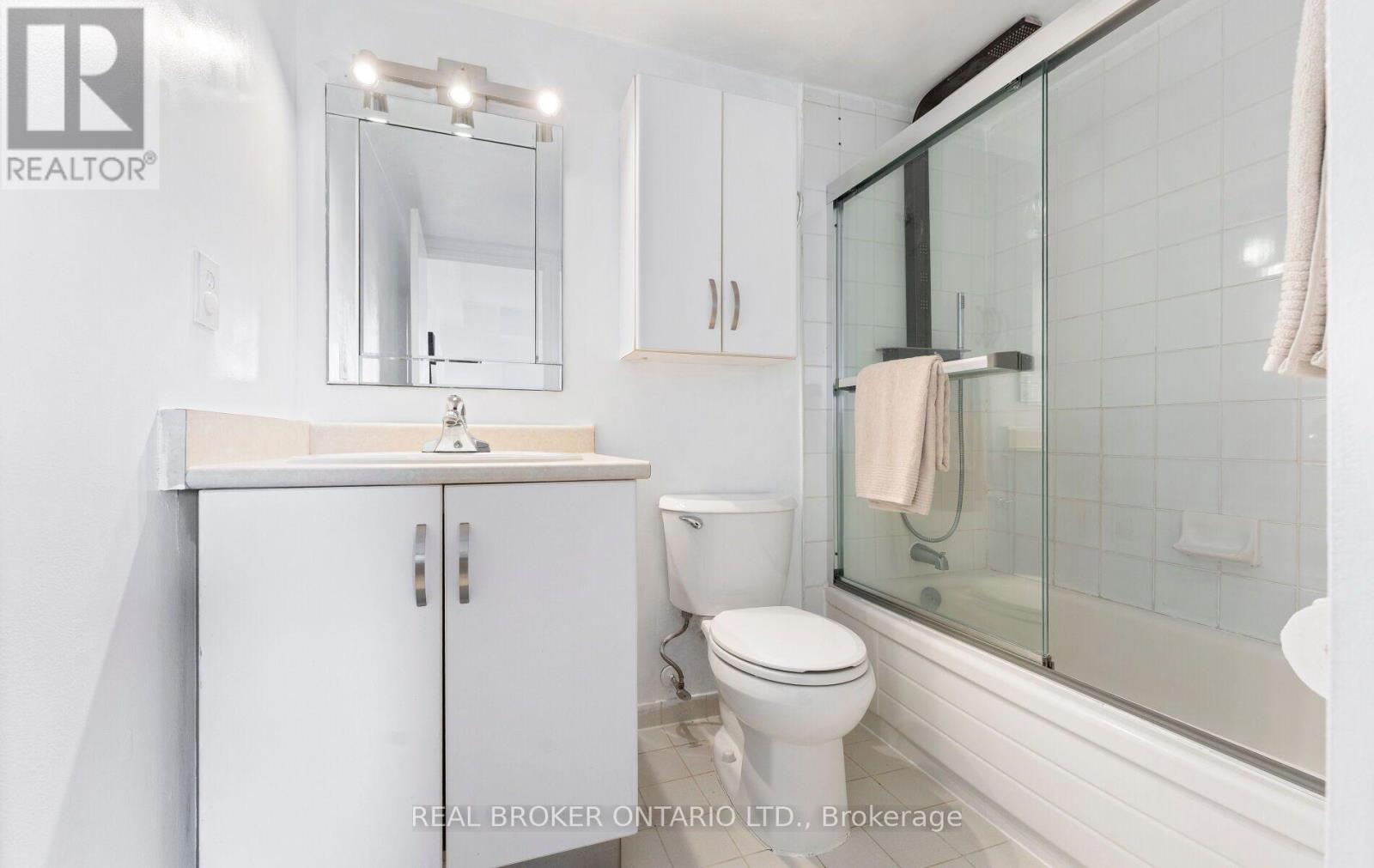 #1809 3077 WESTON ROAD - 18