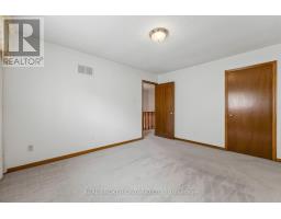 102 Coronation Circle, Brampton, ON L6Z4A7 Photo 30