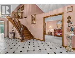 102 Coronation Circle, Brampton, ON L6Z4A7 Photo 6