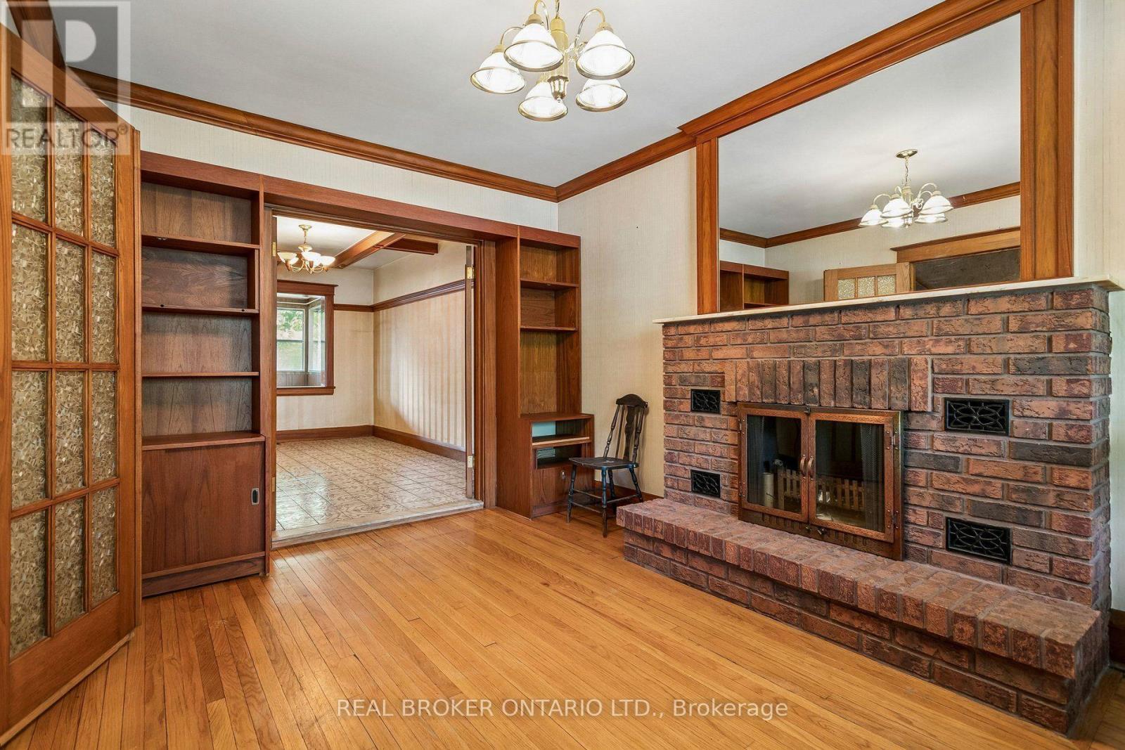 401 WILLARD AVENUE - 10