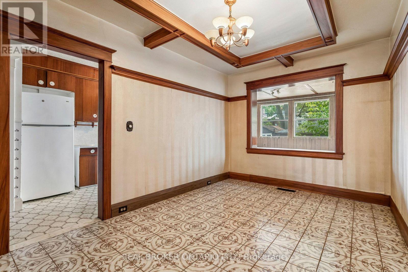 401 WILLARD AVENUE - 14