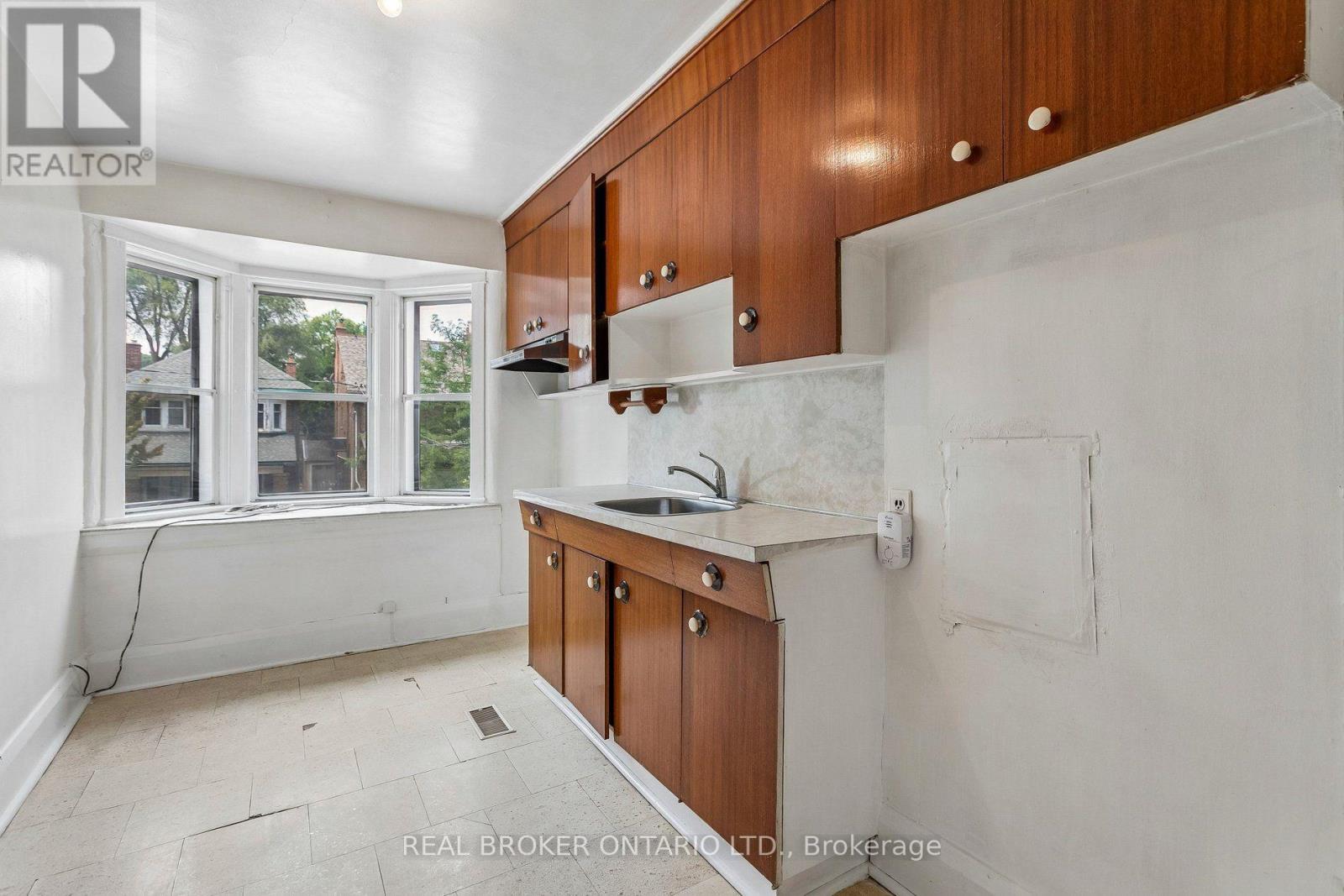 401 WILLARD AVENUE - 28