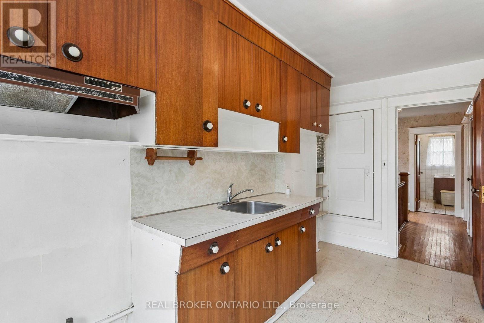 401 WILLARD AVENUE - 29