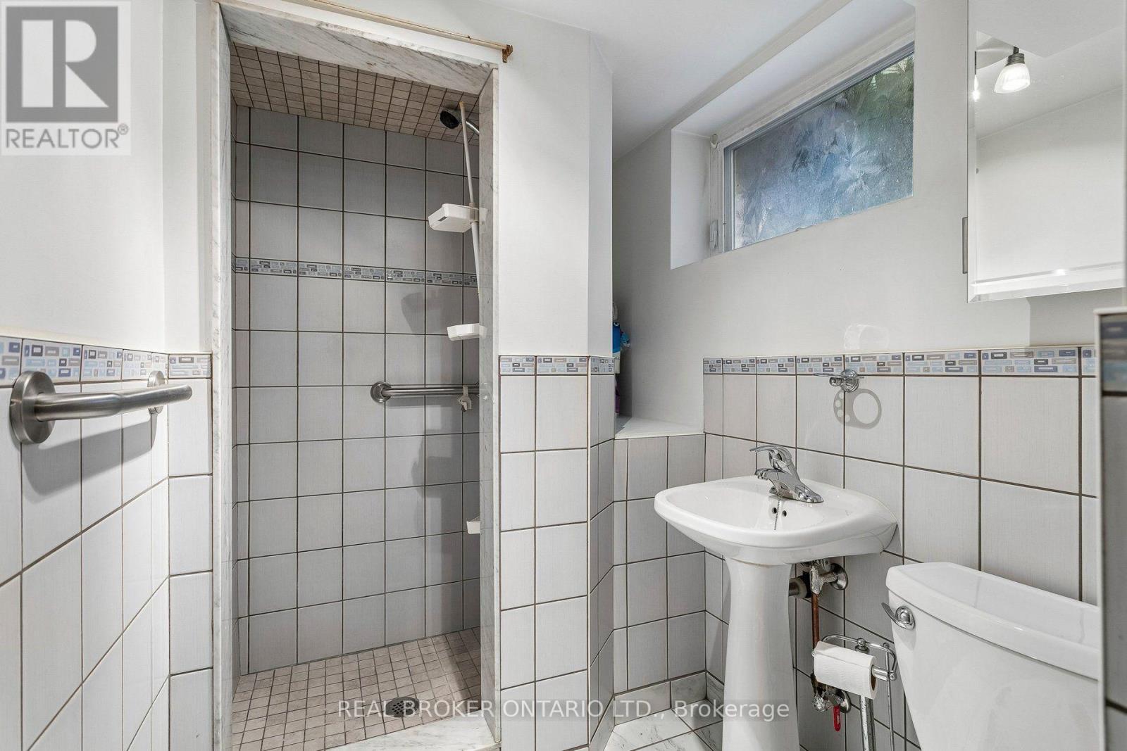 401 WILLARD AVENUE - 33