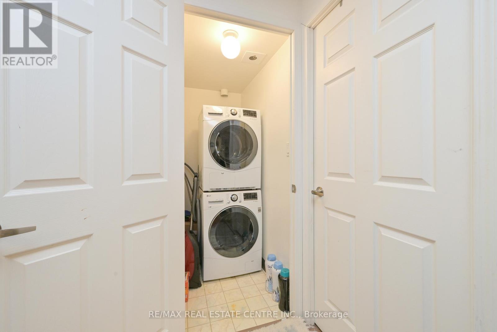 #1108 335 RATHBURN ROAD W - 18