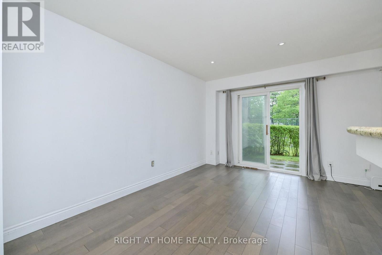 #32 2120 RATHBURN ROAD E - 12