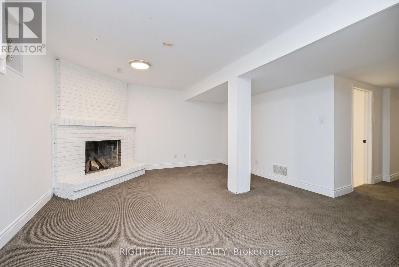#32 2120 RATHBURN ROAD E - 25
