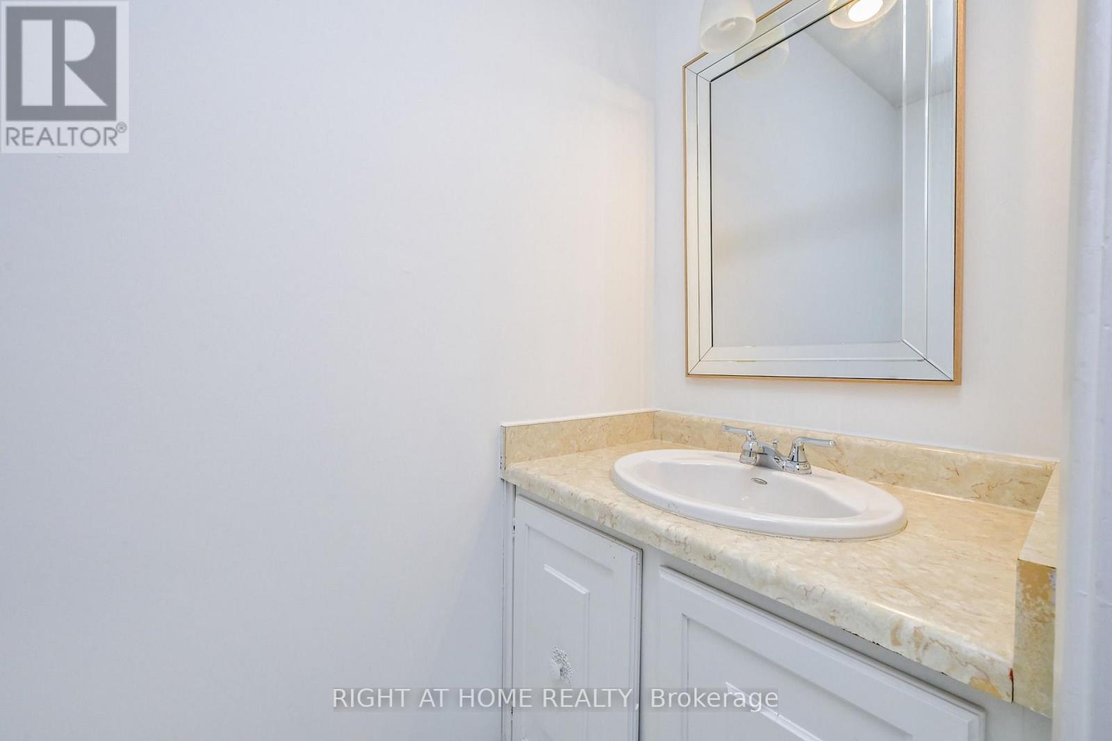 #32 2120 RATHBURN ROAD E - 28