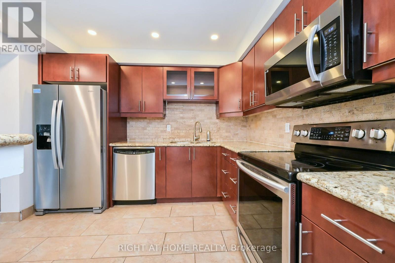 #32 2120 RATHBURN ROAD E - 4