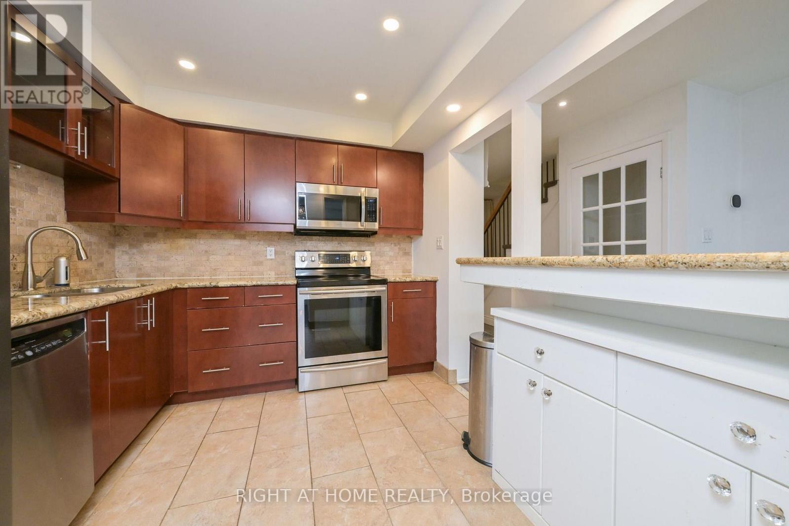 #32 2120 RATHBURN ROAD E - 6