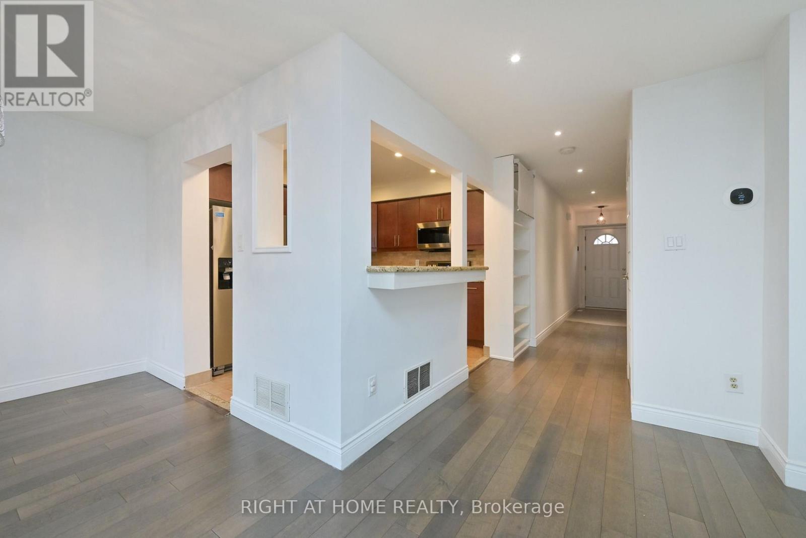 #32 2120 RATHBURN ROAD E - 8