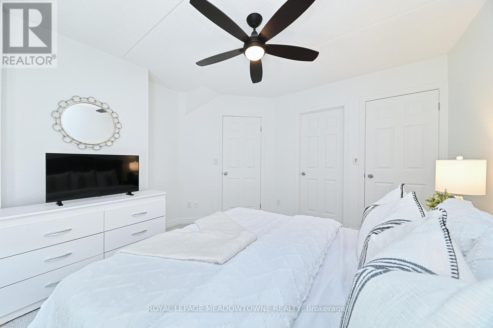 #59 1380 COSTIGAN ROAD - 17