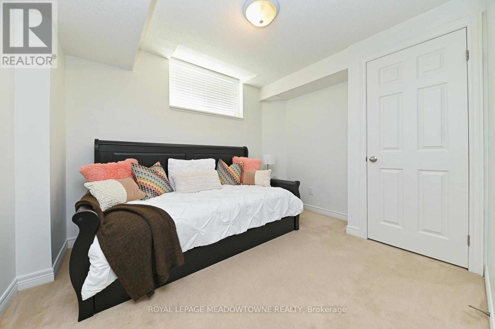 #59 1380 COSTIGAN ROAD - 20