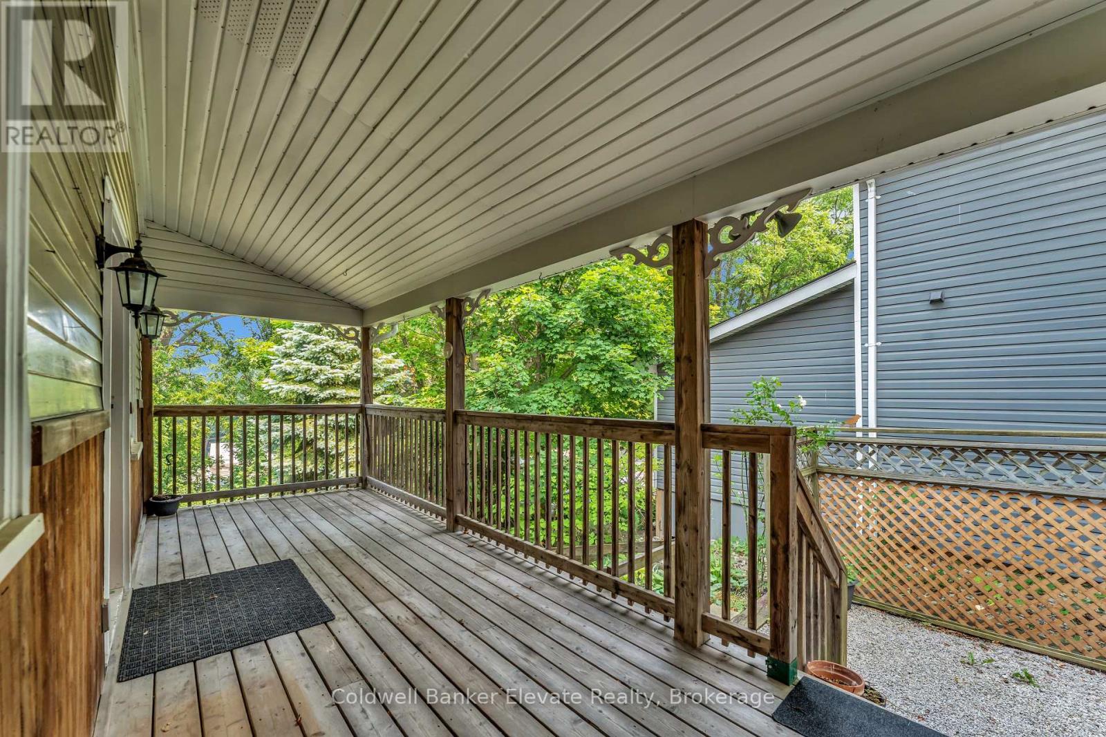 127 MAIN STREET S - 29