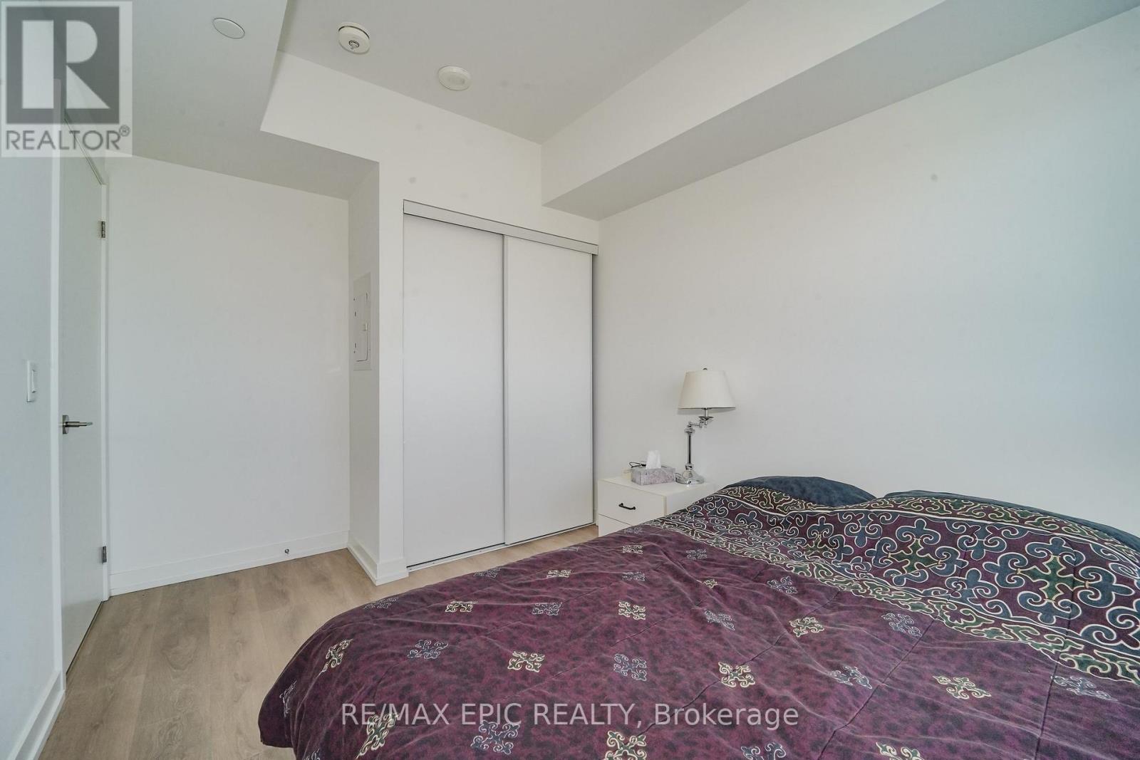 #928 1100 SHEPPARD AVENUE W - 11