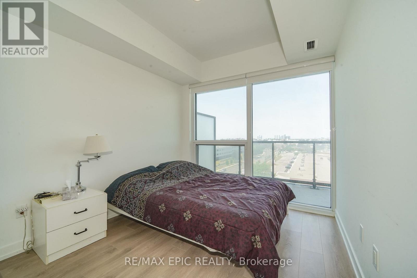 #928 1100 SHEPPARD AVENUE W - 12