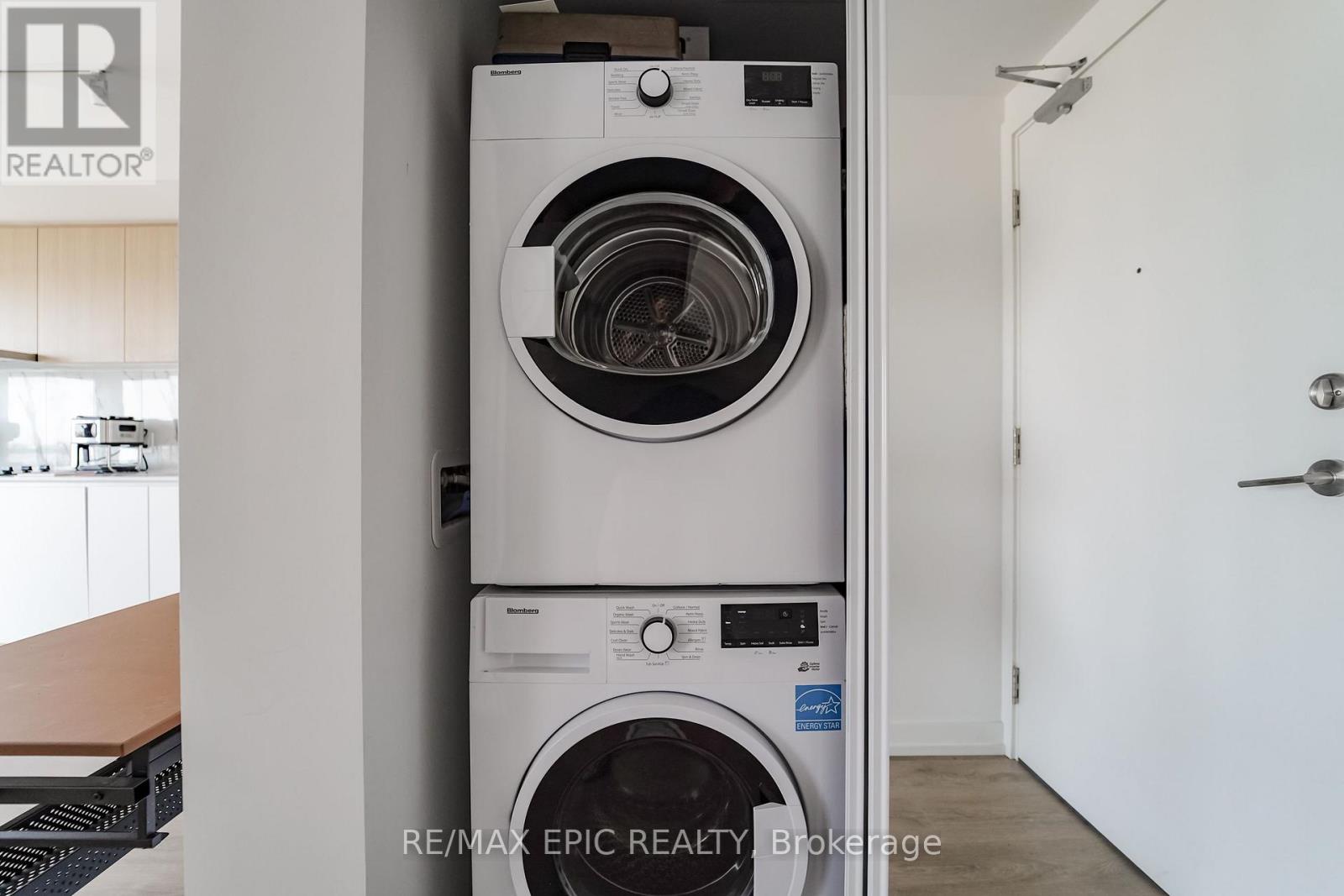 #928 1100 SHEPPARD AVENUE W - 18
