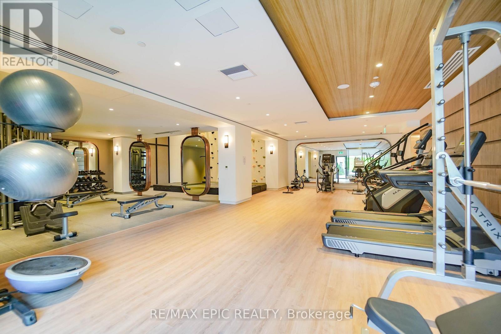 #928 1100 SHEPPARD AVENUE W - 30