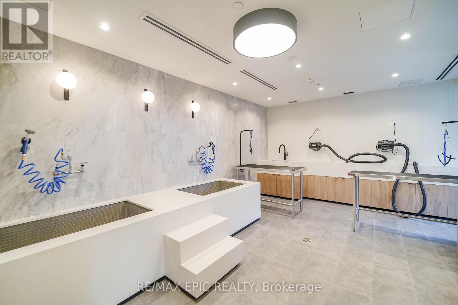 #928 1100 SHEPPARD AVENUE W - 32