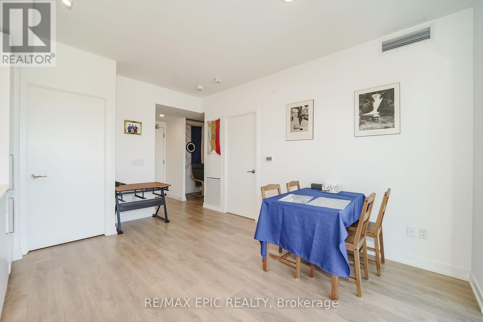 #928 1100 SHEPPARD AVENUE W - 4