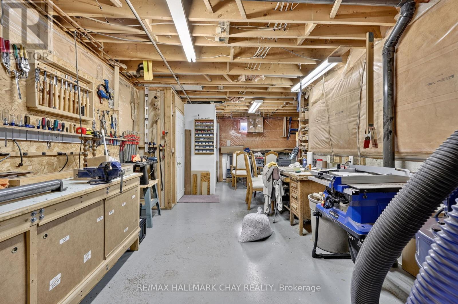358 LIVINGSTONE STREET W - 19