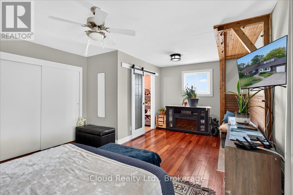 319378 GREY ROAD 1 - 22