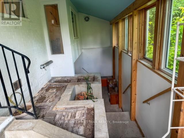 767 CLAUDE STREET - 15