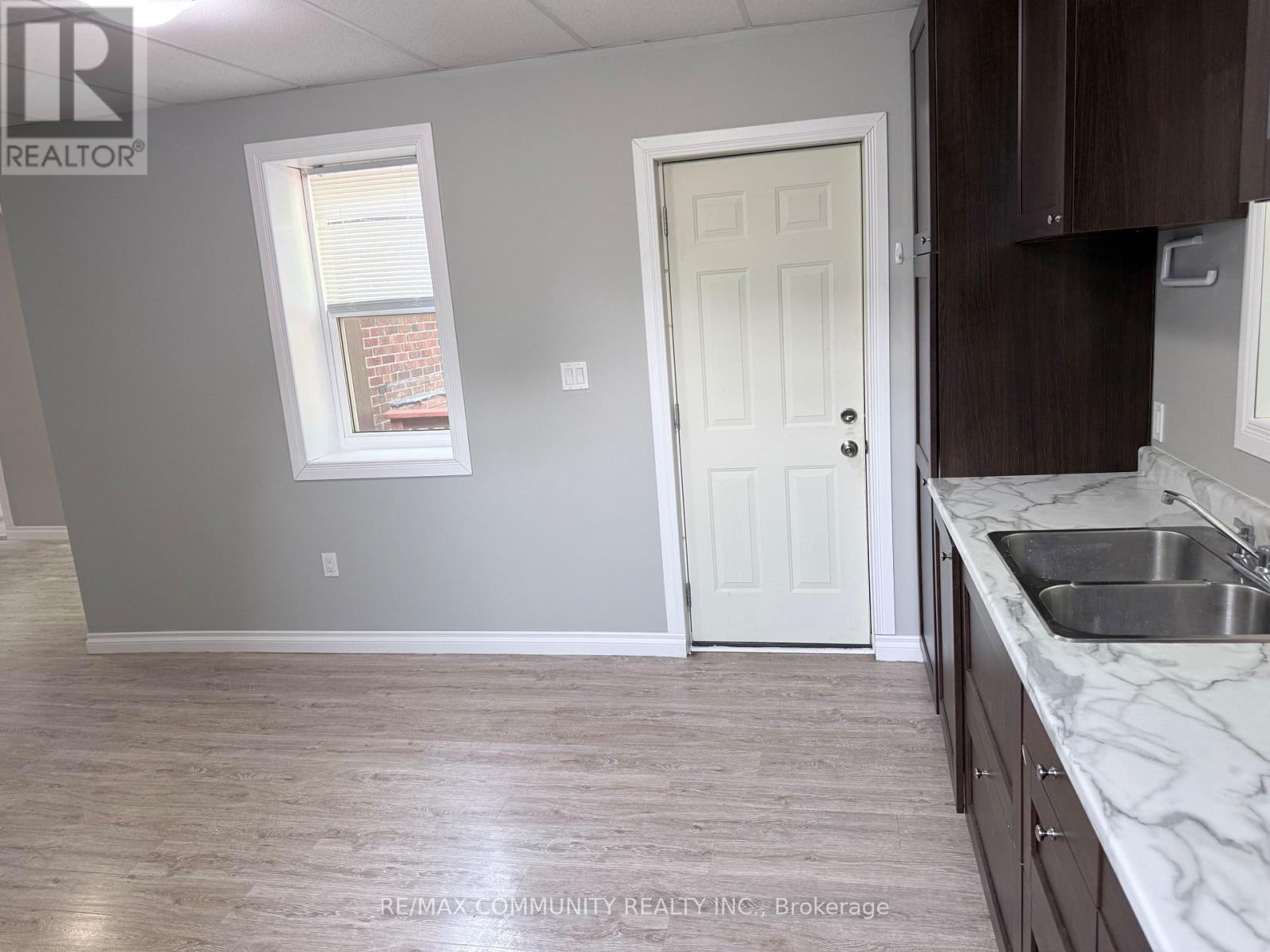 70 HURON STREET - 7