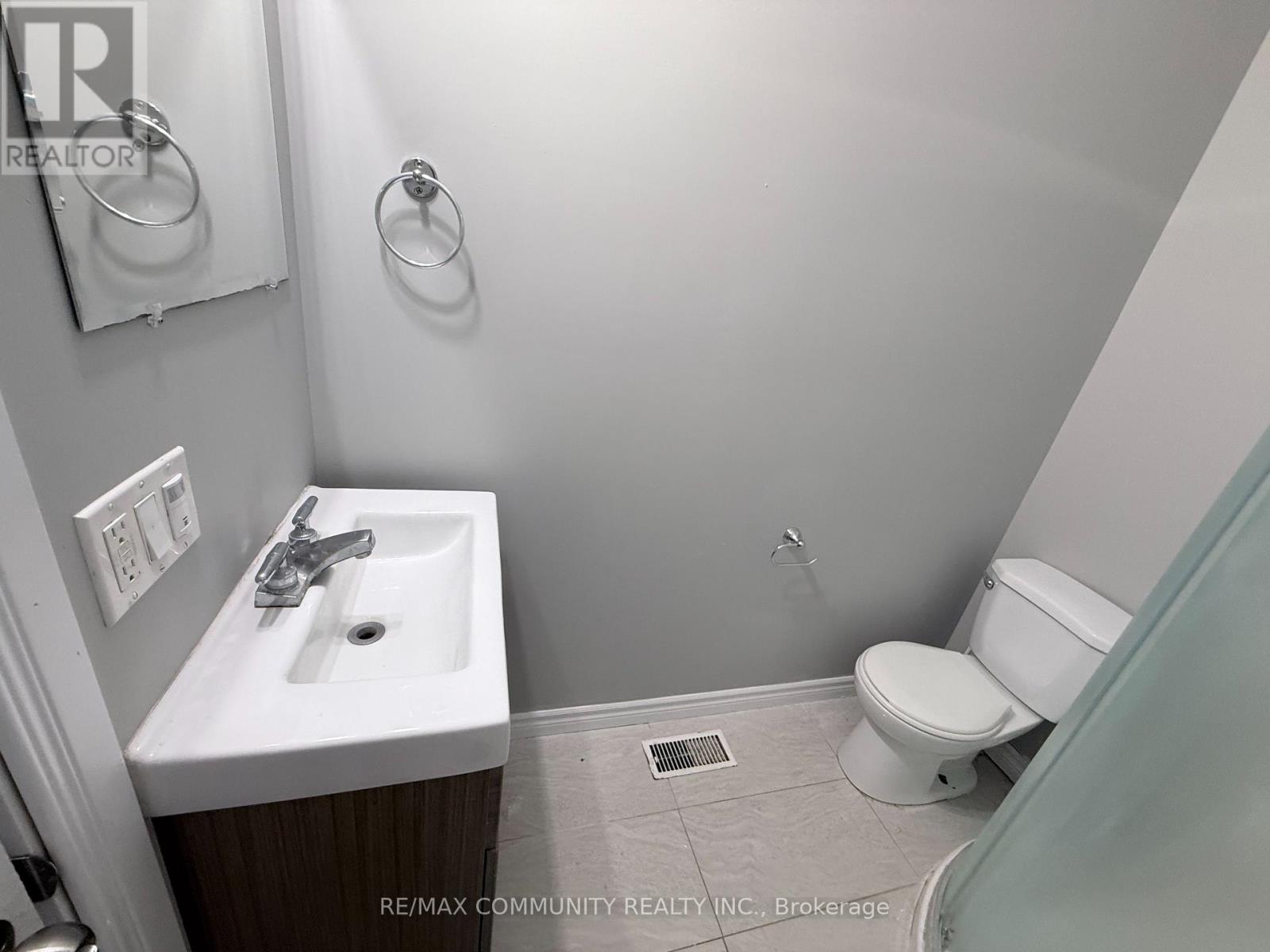 70 HURON STREET - 12