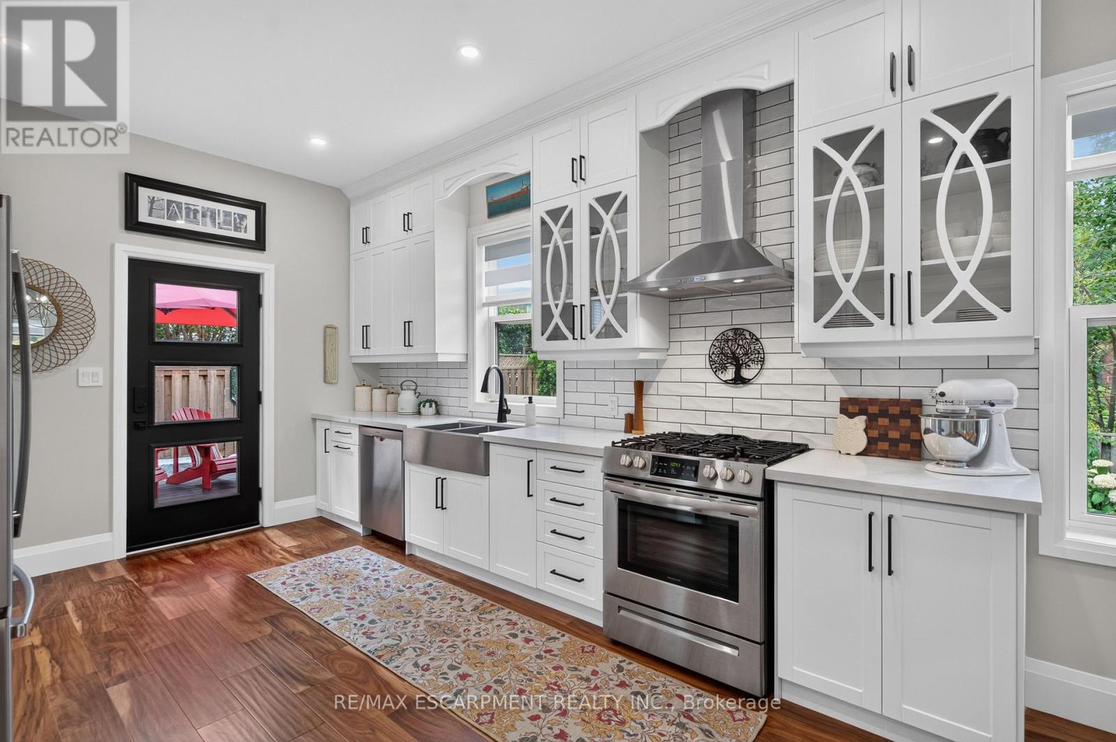 122 STUART STREET - Image 11