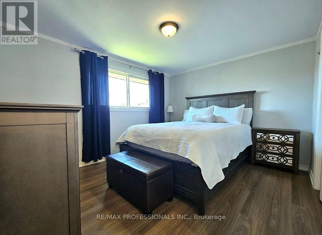 7 BERKO AVENUE - 22