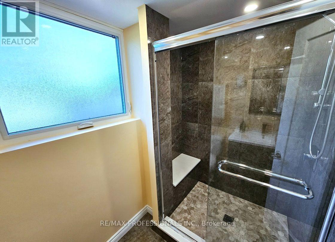 7 BERKO AVENUE - 34
