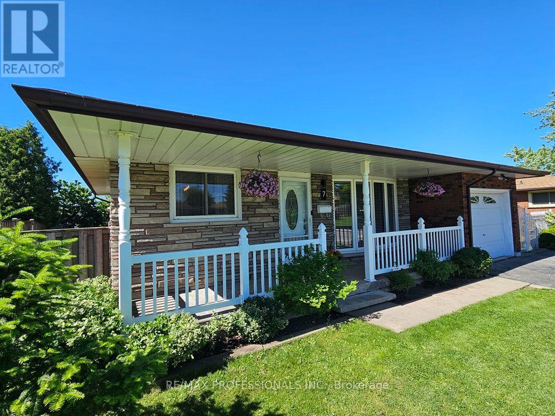 7 BERKO AVENUE - 4