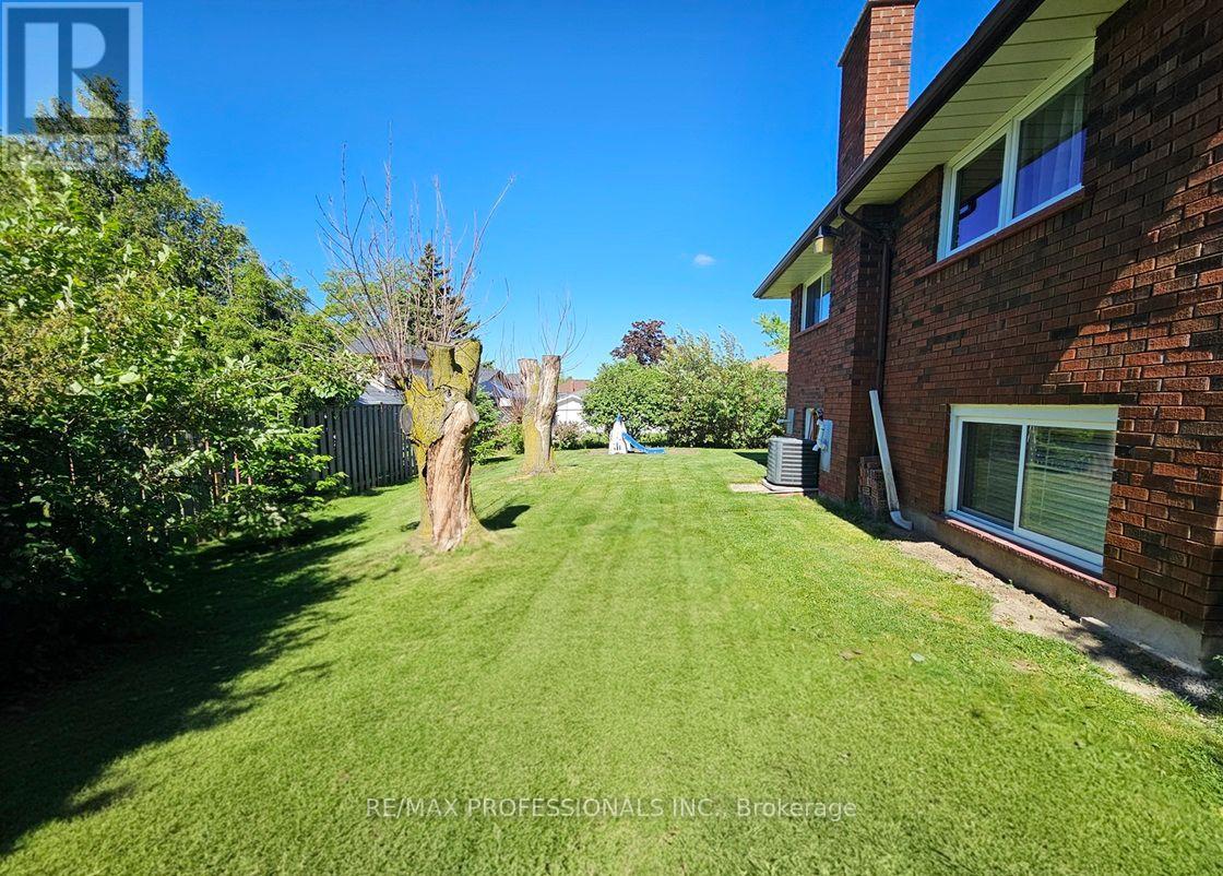 7 BERKO AVENUE - 42
