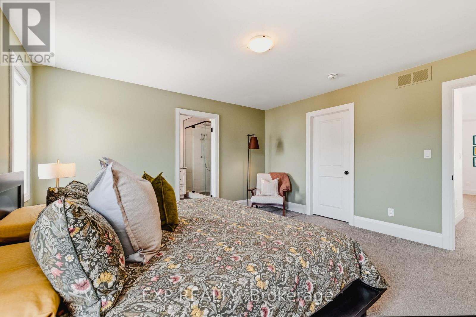 157 RIDGEVIEW DRIVE - 26