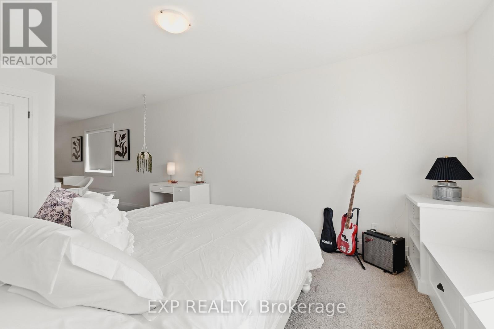 157 RIDGEVIEW DRIVE - 33