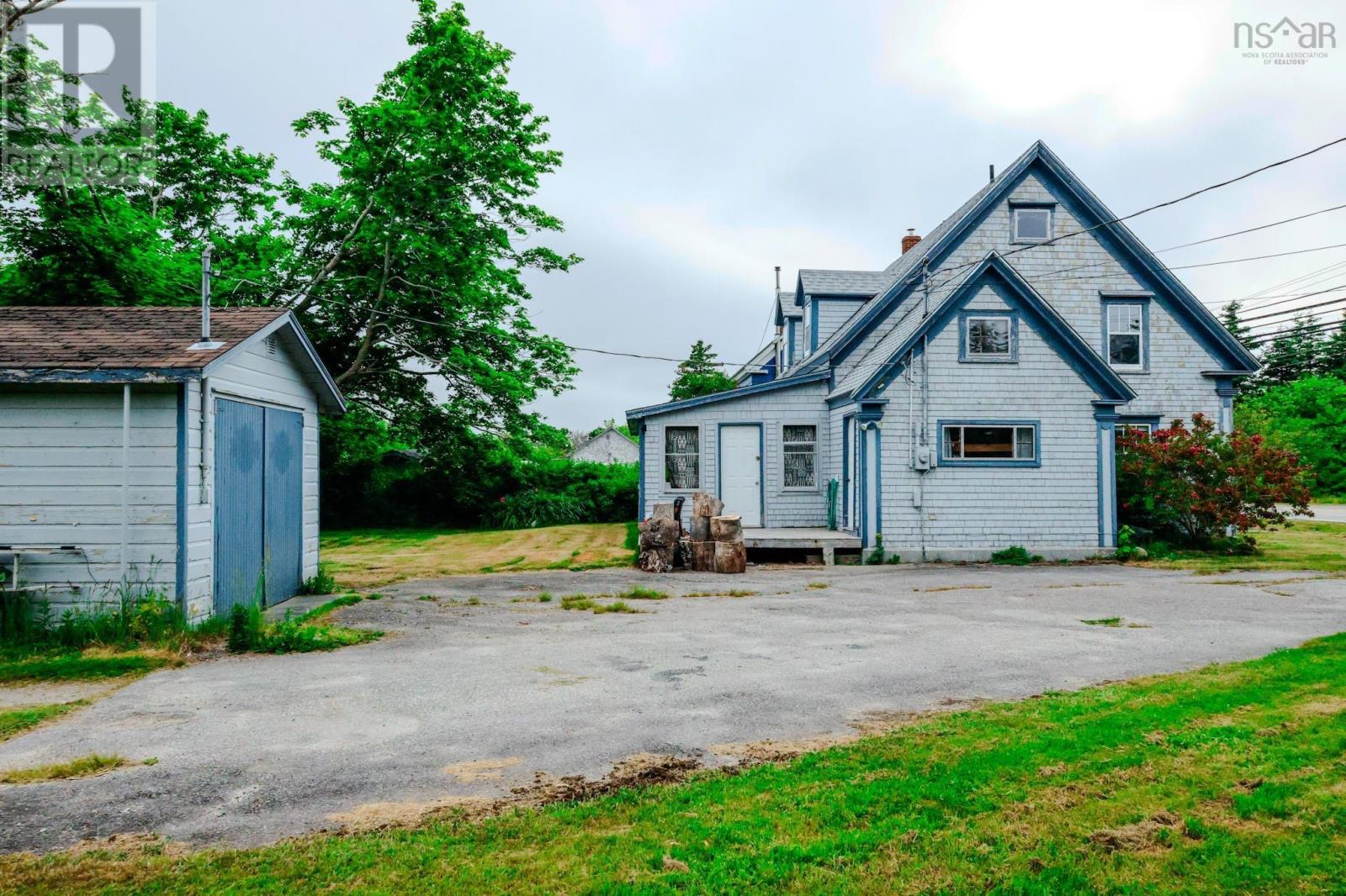 2471 Highway 3 - 4